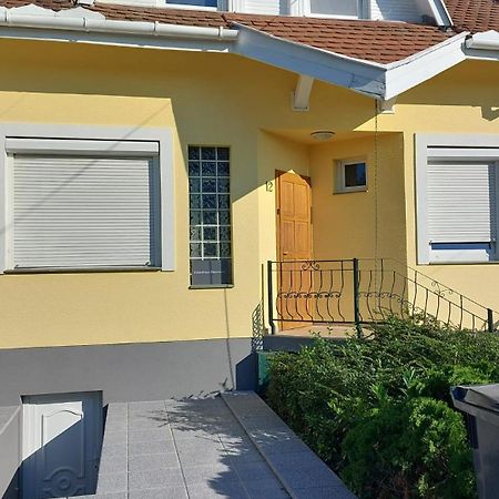 Bük Gaestehaus Neumann מראה חיצוני תמונה