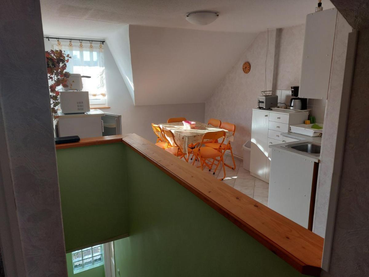 Bük Gaestehaus Neumann מראה חיצוני תמונה