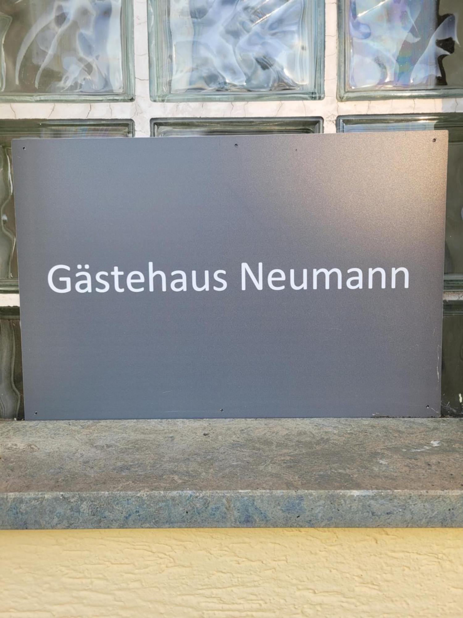 Bük Gaestehaus Neumann מראה חיצוני תמונה